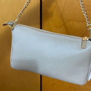 Light grey bag